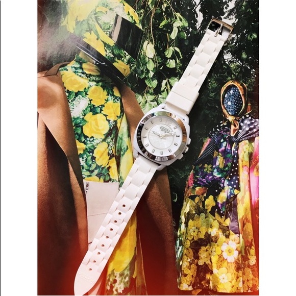 Coach White Rubber Watch⌚️ - Picture 3 of 8